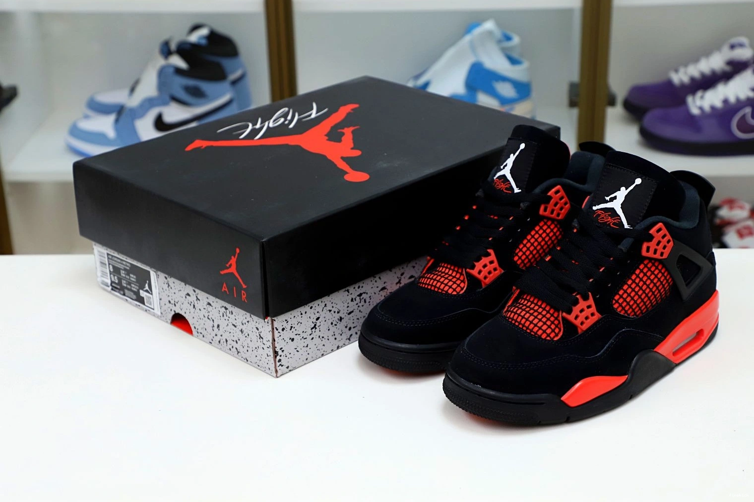 RETRO JORDAN 'RED AIR THUNDER' 4 0715